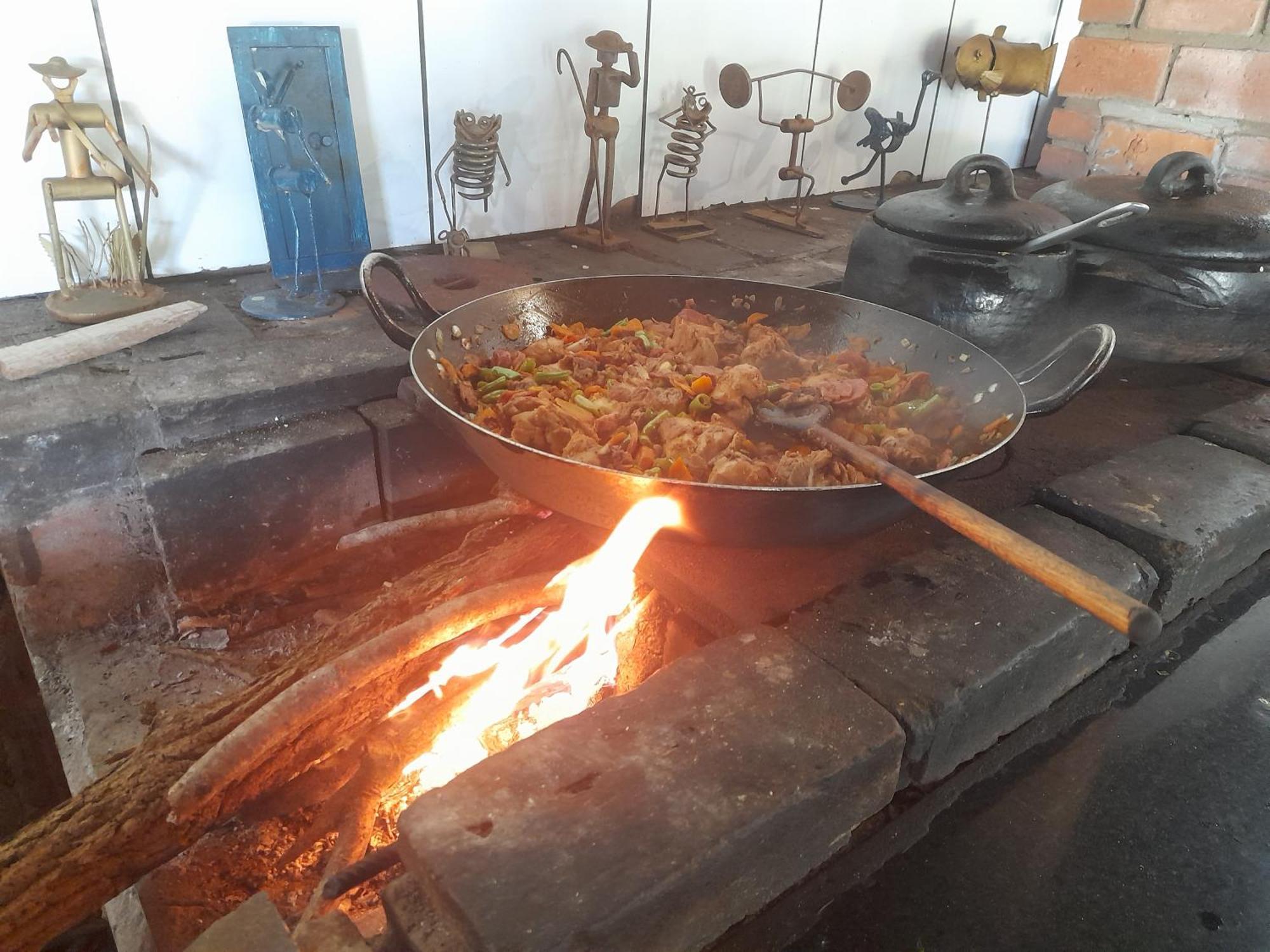 Hotel Fazenda Recanto Do Monte Alegre Piraju Exteriör bild