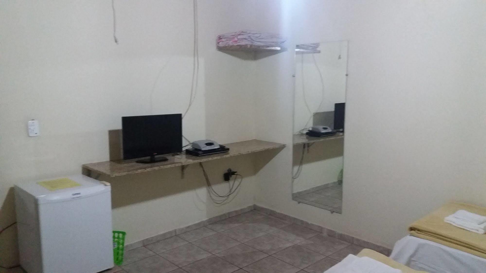 Hotel Fazenda Recanto Do Monte Alegre Piraju Exteriör bild